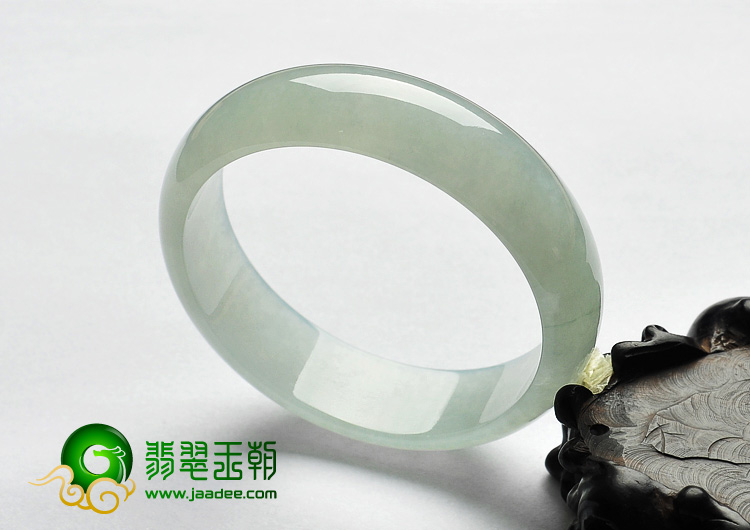 冰种淡晴水缅甸翡翠A货手镯（57.6mm）