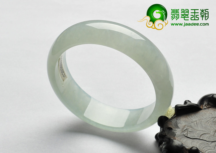 冰种淡晴水缅甸翡翠A货手镯（57.4mm）