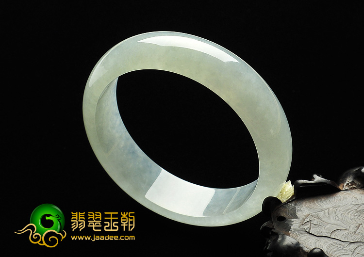 冰种淡晴水缅甸翡翠A货手镯（57.4mm）