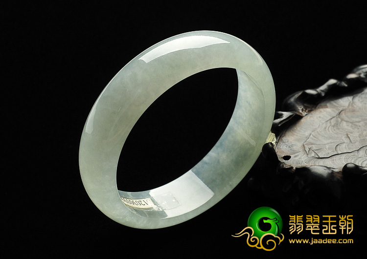 冰种淡晴水缅甸翡翠A货手镯（57.4mm）
