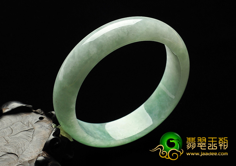糯冰种飘翠缅甸翡翠A货手镯（59.2mm）