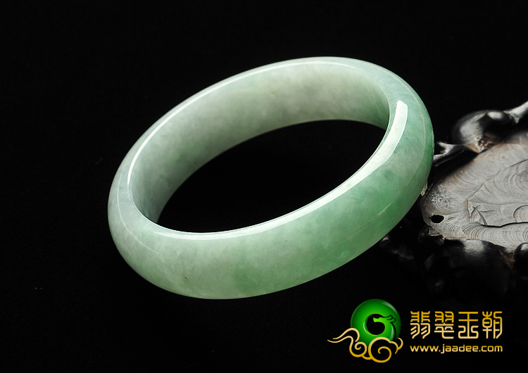 糯冰种飘翠缅甸翡翠A货手镯（59.2mm）