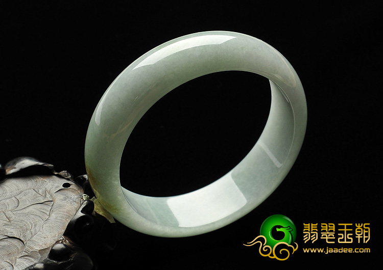 糯冰种飘黄翡缅甸翡翠A货手镯（58mm）