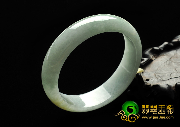 糯冰种飘黄翡缅甸翡翠A货手镯（59mm）