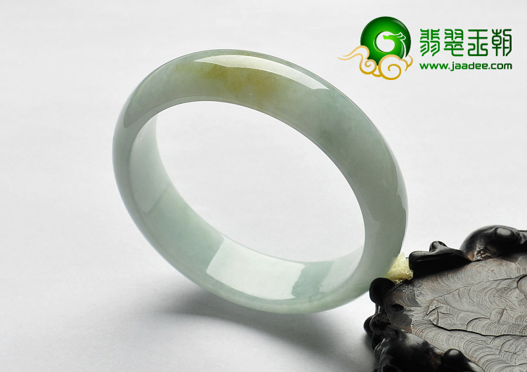 糯冰种飘黄翡缅甸翡翠A货手镯（59mm）