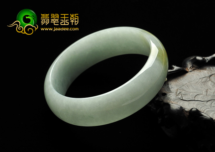 糯冰种飘黄翡缅甸翡翠A货手镯（59mm）