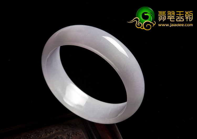 糯冰种春带彩缅甸翡翠A货手镯（59.3mm）
