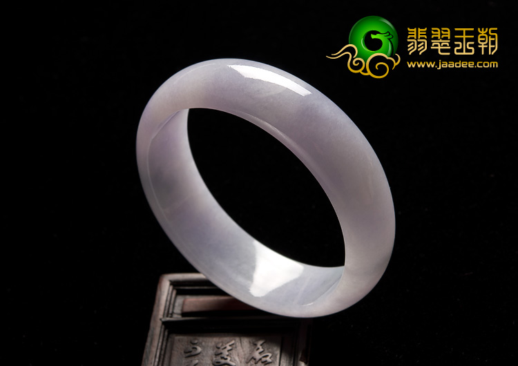糯冰种春带彩缅甸翡翠A货手镯（59.7mm）