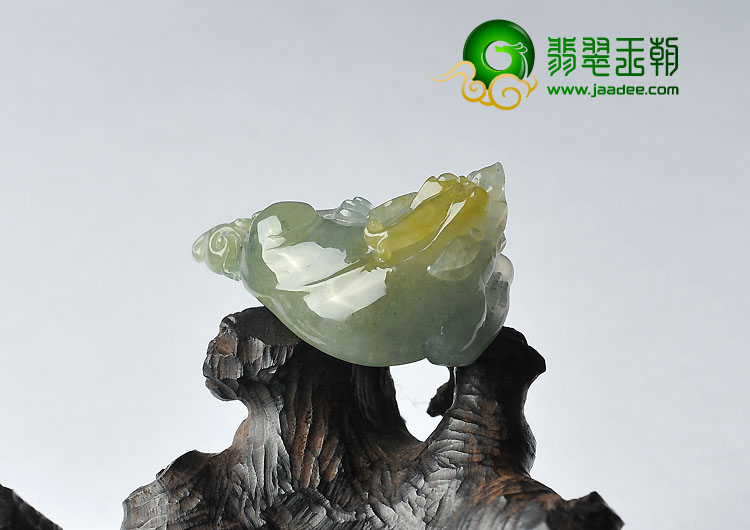冰种黄翡飘花缅甸翡翠A货貔貅挂件