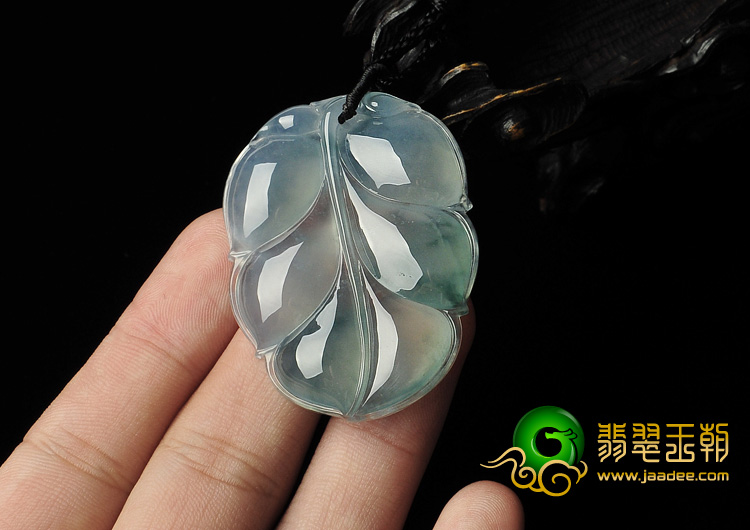冰种飘花缅甸翡翠A货叶子挂件