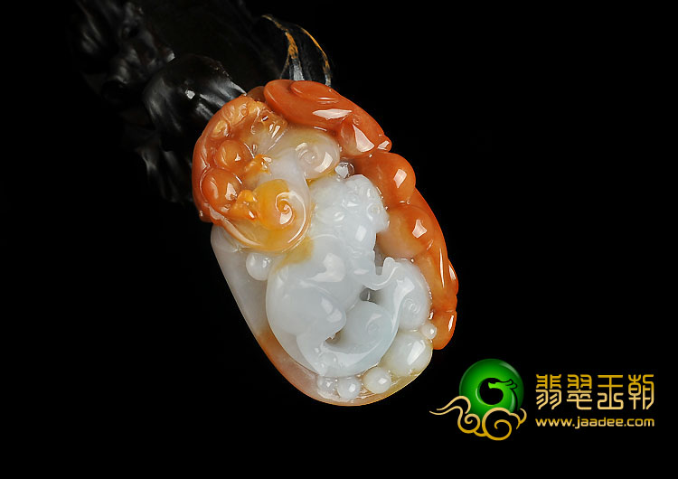 糯冰种红黄翡缅甸翡翠A货貔貅贺寿挂件