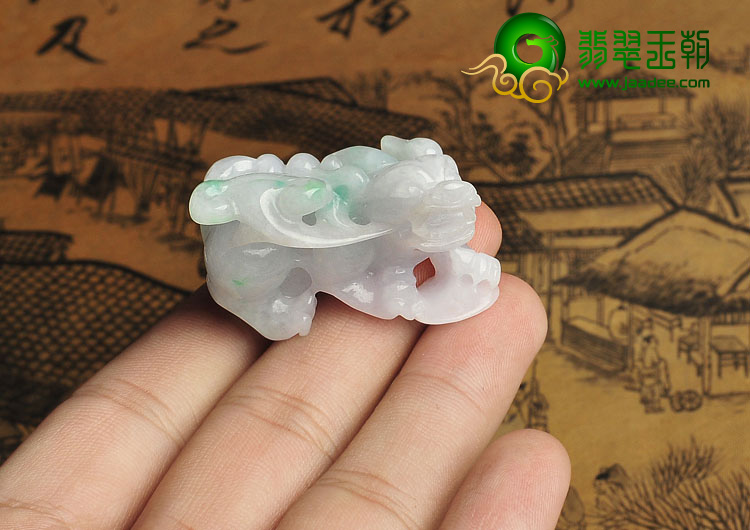 糯冰种白底青缅甸翡翠A货貔貅挂件