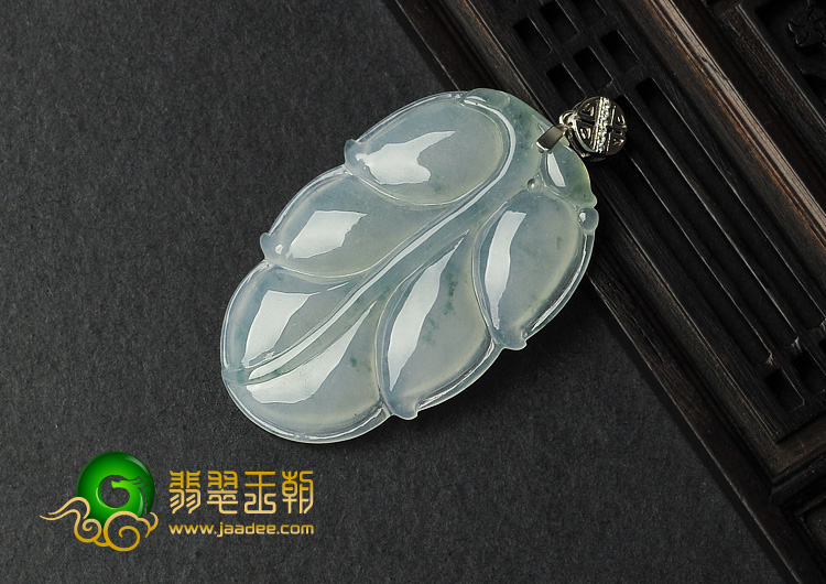 冰种飘花缅甸翡翠A货叶子挂件