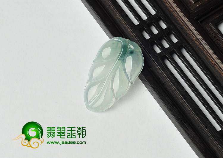 冰种飘花缅甸翡翠A货叶子挂件