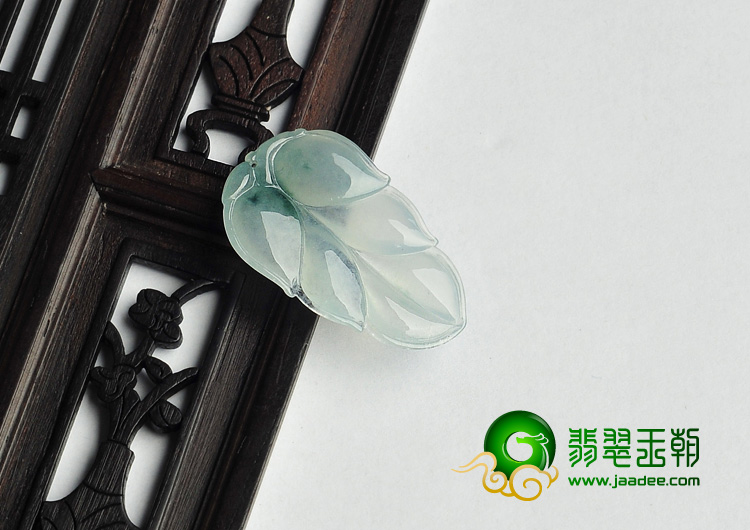 冰种飘花缅甸翡翠A货叶子挂件