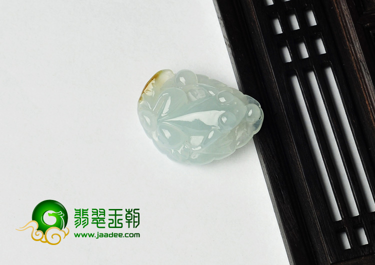 冰种飘黄翡缅甸翡翠A货青蛙挂件