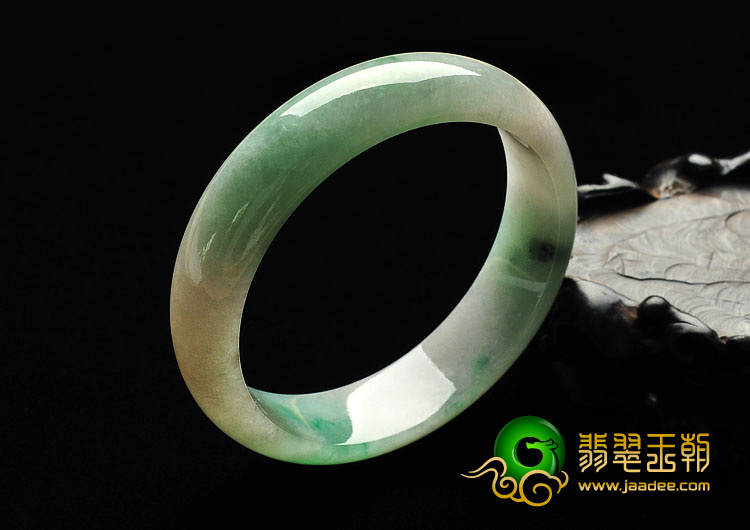 糯冰种飘翠缅甸翡翠A货手镯（57.8mm）