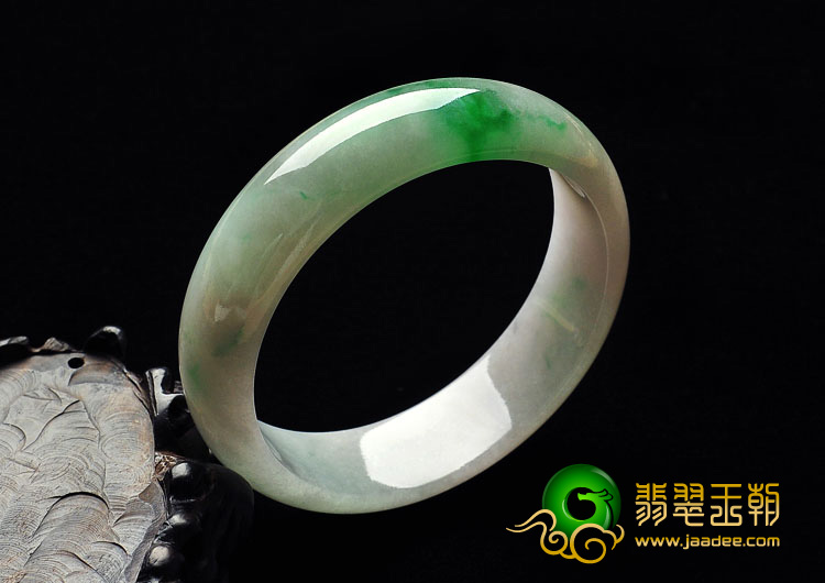 糯冰种飘翠缅甸翡翠A货手镯（57.4mm）