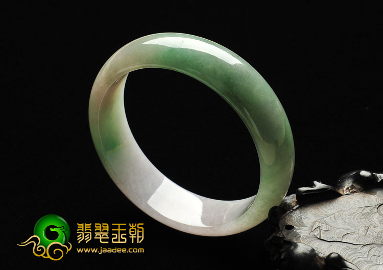糯冰种淡春带彩缅甸翡翠A货手镯（57.3mm）