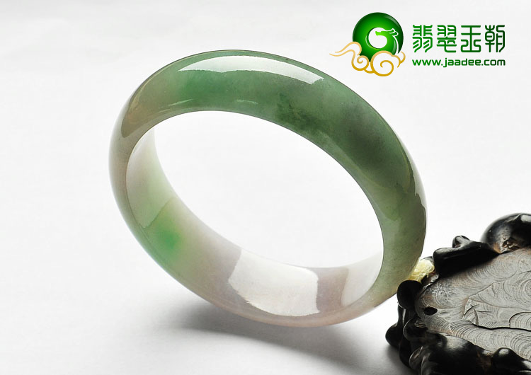 糯冰种淡春带彩缅甸翡翠A货手镯（57.3mm）