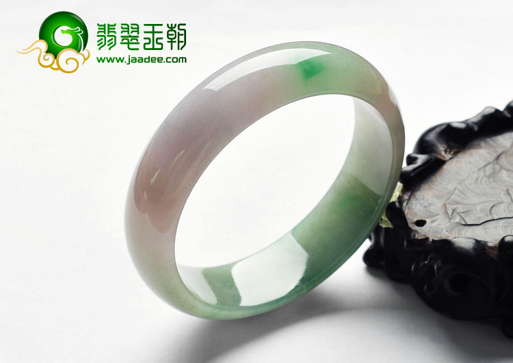 糯冰种淡春带彩缅甸翡翠A货手镯（57.3mm）