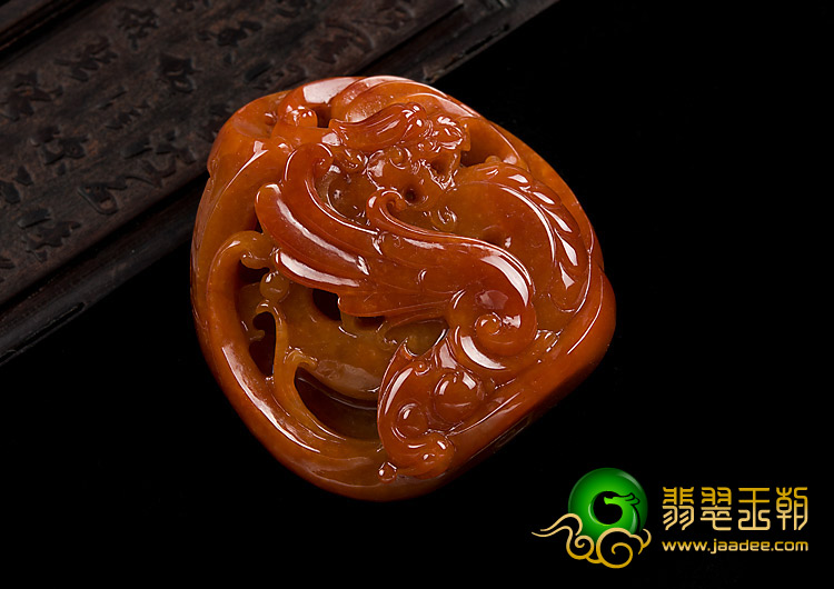 糯冰种红翡缅甸翡翠A货龙凤呈祥挂件