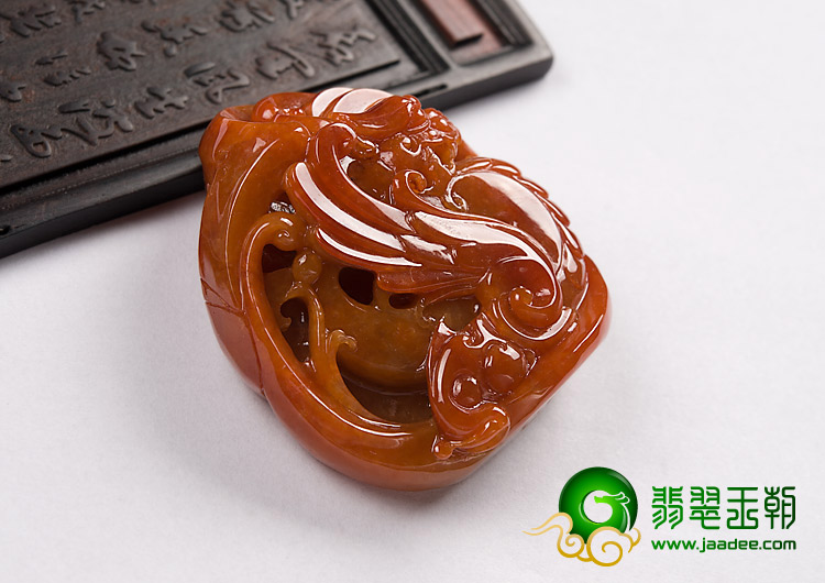 糯冰种红翡缅甸翡翠A货龙凤呈祥挂件