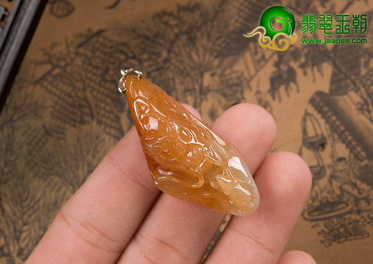糯冰种黄翡缅甸翡翠A货望子成龙挂件