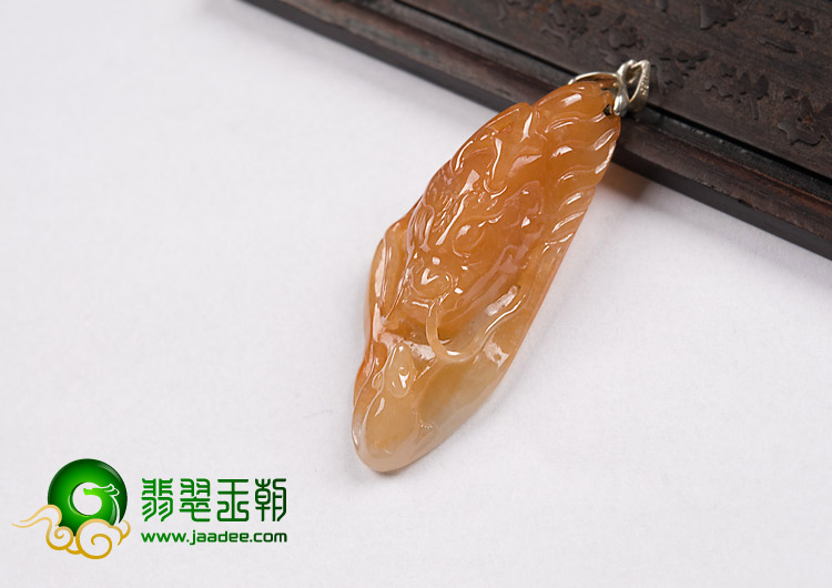 糯冰种黄翡缅甸翡翠A货望子成龙挂件