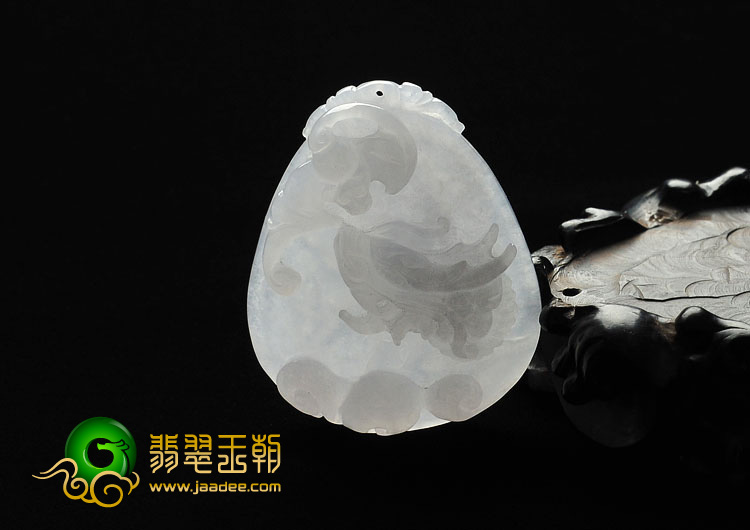 糯冰种淡晴水缅甸翡翠A货龙头挂件