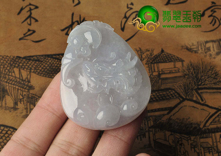糯冰种淡晴水缅甸翡翠A货龙头挂件