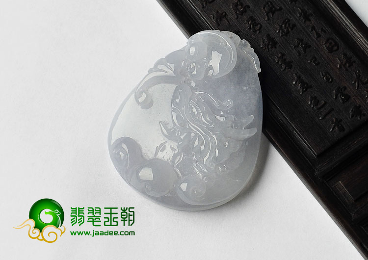 糯冰种淡晴水缅甸翡翠A货龙头挂件