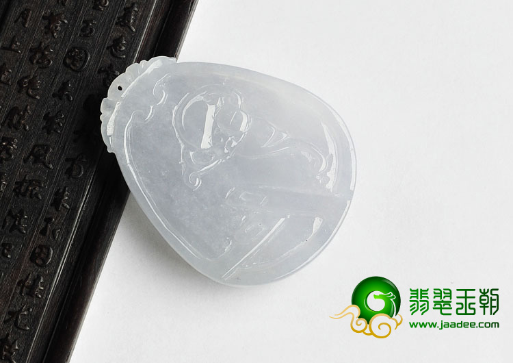 糯冰种淡晴水缅甸翡翠A货龙头挂件