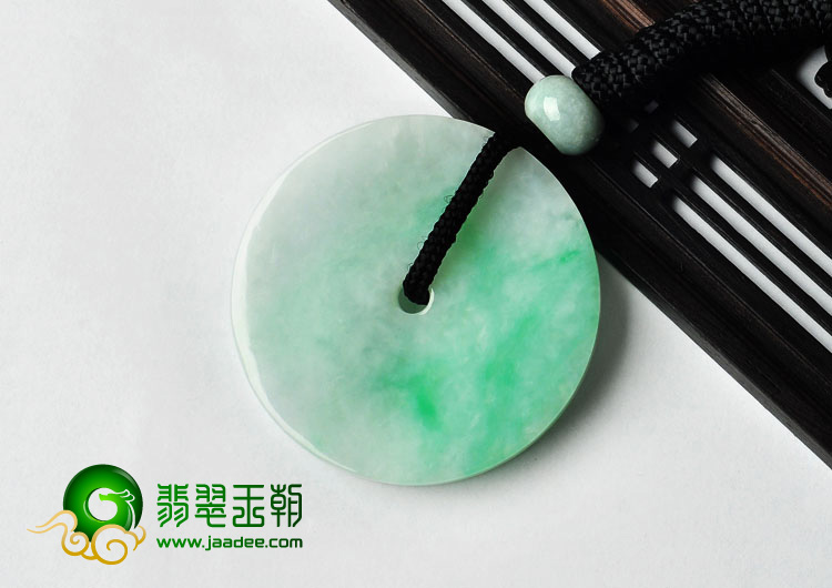 糯冰种飘翠缅甸翡翠A货平安扣挂件
