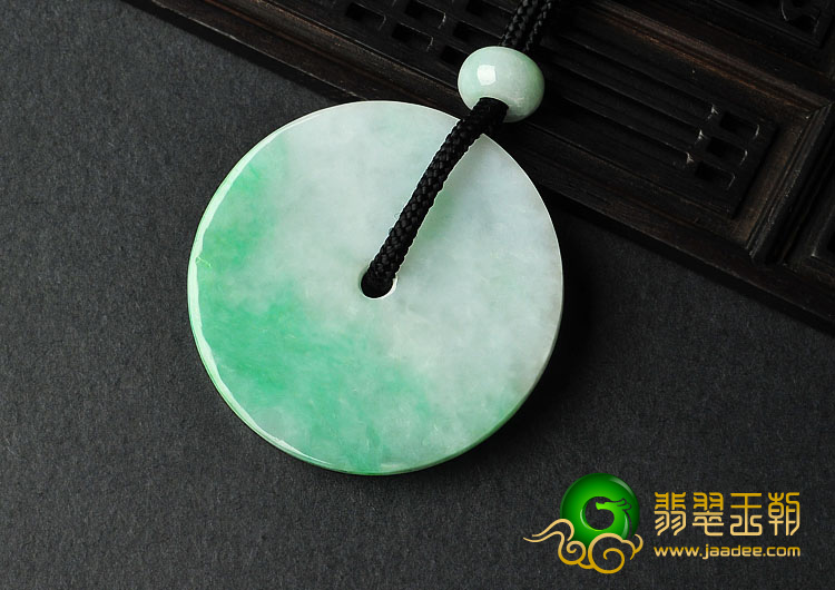 糯冰种飘翠缅甸翡翠A货平安扣挂件