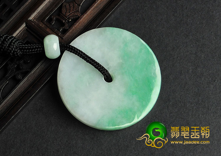 糯冰种飘翠缅甸翡翠A货平安扣挂件