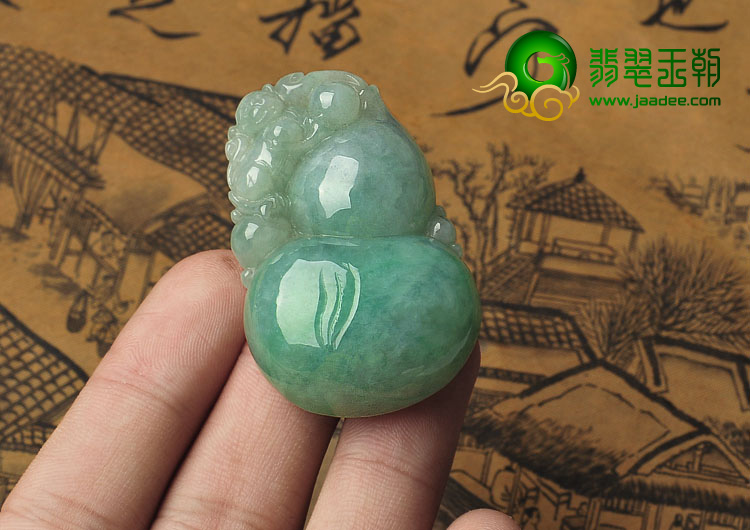 糯冰种晴水缅甸翡翠A货福禄寿挂件