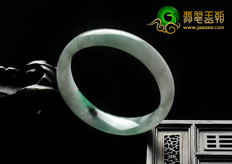 糯冰种飘翠缅甸翡翠A货手镯（59.2mm）