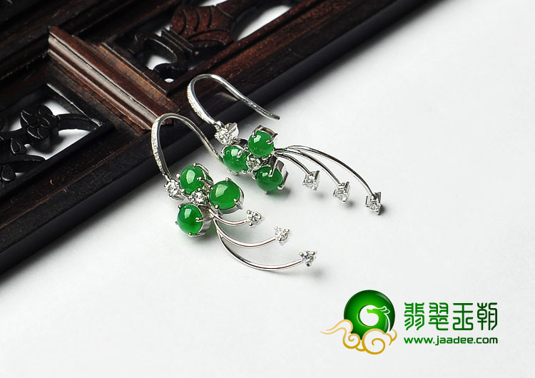 冰种阳绿缅甸翡翠A货银镀金耳坠（水钻）