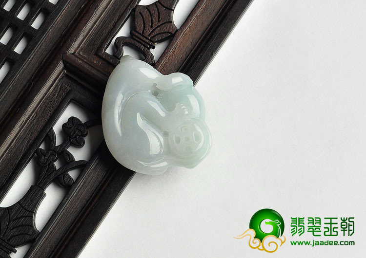 糯冰种飘翠缅甸翡翠A货灵猴献寿挂件