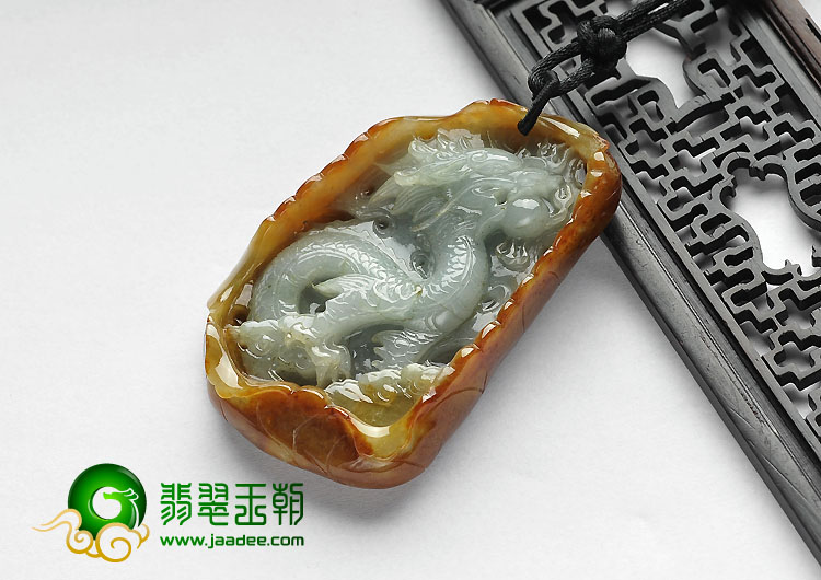 糯冰种褐红翡缅甸翡翠A货龙戏珠挂件