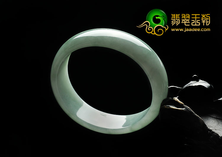 糯冰种飘花缅甸翡翠A货贵妃镯（53.3mm-48.7mm）