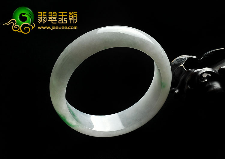 糯冰种飘翠缅甸翡翠A货手镯（57.4mm）
