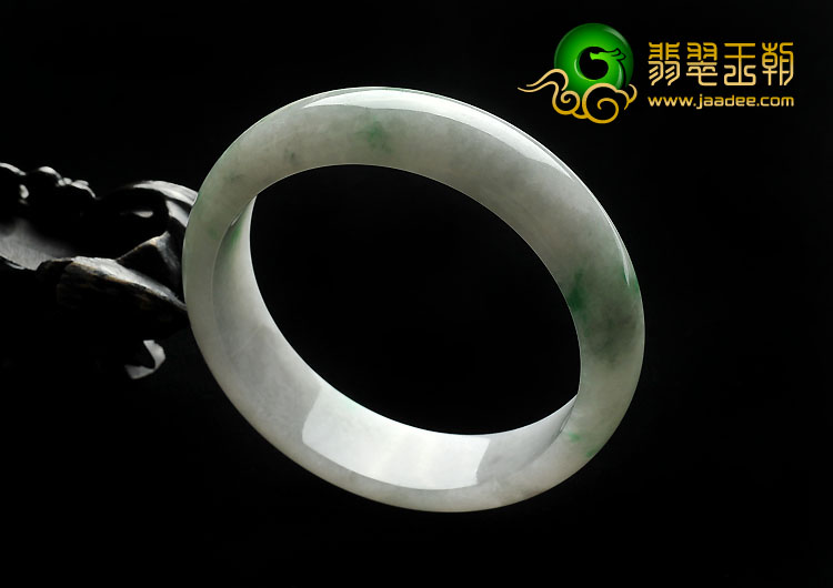 糯冰种飘翠缅甸翡翠A货手镯（60.2mm）
