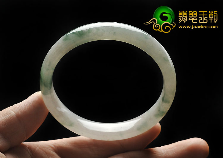 糯冰种飘花缅甸翡翠A货手镯（59mm）