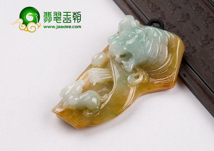 糯冰种黄加绿缅甸翡翠A货虎兔佳音挂件