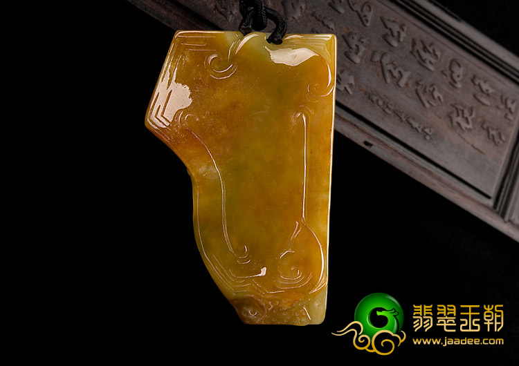糯冰种黄加绿缅甸翡翠A货虎兔佳音挂件
