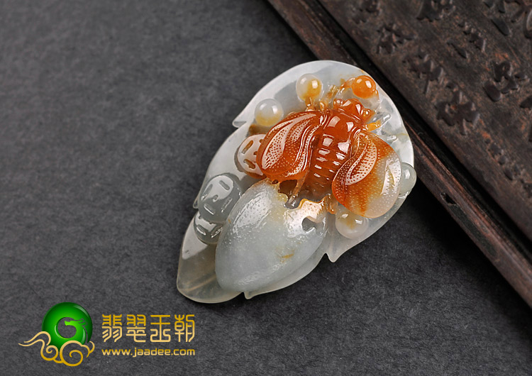 冰种红黄翡缅甸翡翠A货破茧成蝶挂件