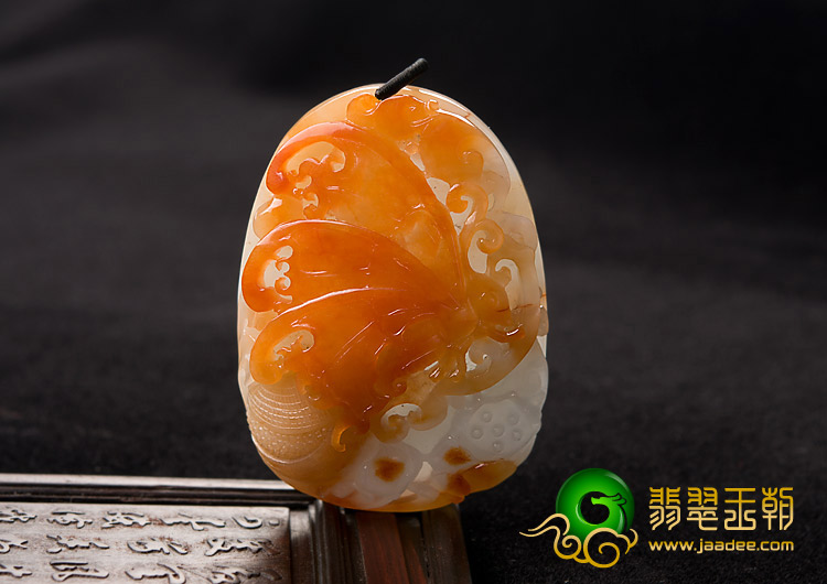 糯冰种红黄翡缅甸翡翠A货蝴蝶挂件
