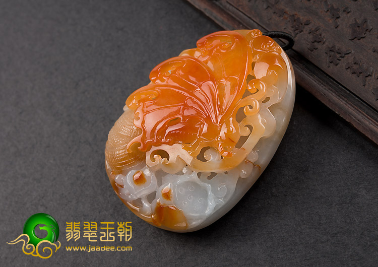 糯冰种红黄翡缅甸翡翠A货蝴蝶挂件
